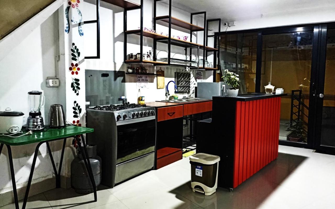 Casa Sucre Hostel Аякучо Екстер'єр фото